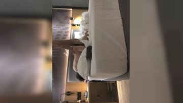 大奶漂亮骚浪女友直播镜头面前格外骚淫叫口爆。 (1)