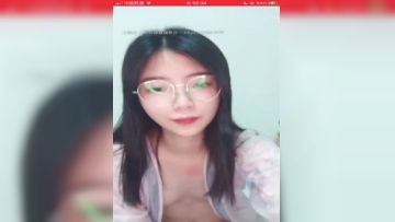 超重磅绝版资源！校花女神【一梦】早期下海珍贵录像~！✨✨✨--这颜值这身材这尺度，反差感极其强烈！_20220502_231400