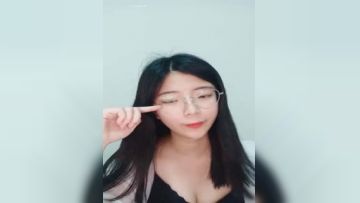 超重磅绝版资源！校花女神【一梦】早期下海珍贵录像~！✨✨✨--这颜值这身材这尺度，反差感极其强烈！_20220519_231400