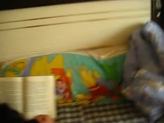 爱学习的老婆撅起大屁股等著插边被插边看书乳头粉粉阴唇肥厚