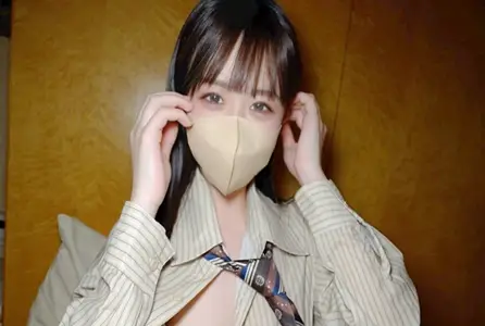 FC2-4671967FC2-4671967 超偶像级纯情“F杯”18岁少女，中出影片全球发行。