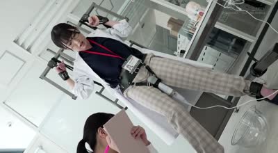 SDJS-315 固定电マ连続お漏らし実験「膣がバグるほど刺激し続けたら？」をSOD女子社员6名が真面目に検证してみた结果オマ○コ决壊！もう限界でイキたくないはずなのにカラダが気持ち良くなろうと胜手に动いてヒクつきワギナ过剰快楽恳愿 SOD性科学ラボREPORT19