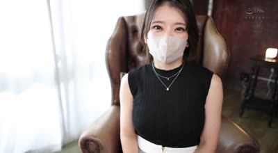 JUR-029 隠れ巨乳で噂になった元芸能人 纱弥佳 36歳 AV解禁 脱いだら物凄いIカップ颜出しNGデビュー